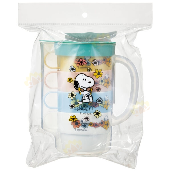 4973307620140 - Skater Plastic Water Pitcher 850ml + 4 Cups 220ml Set Snoopy Design